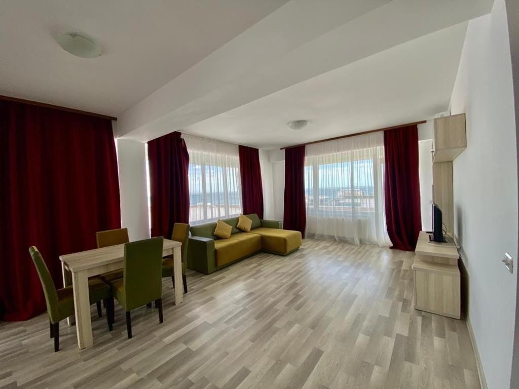Catalina Summerland Apartaments Mamaia Nord Exterior foto