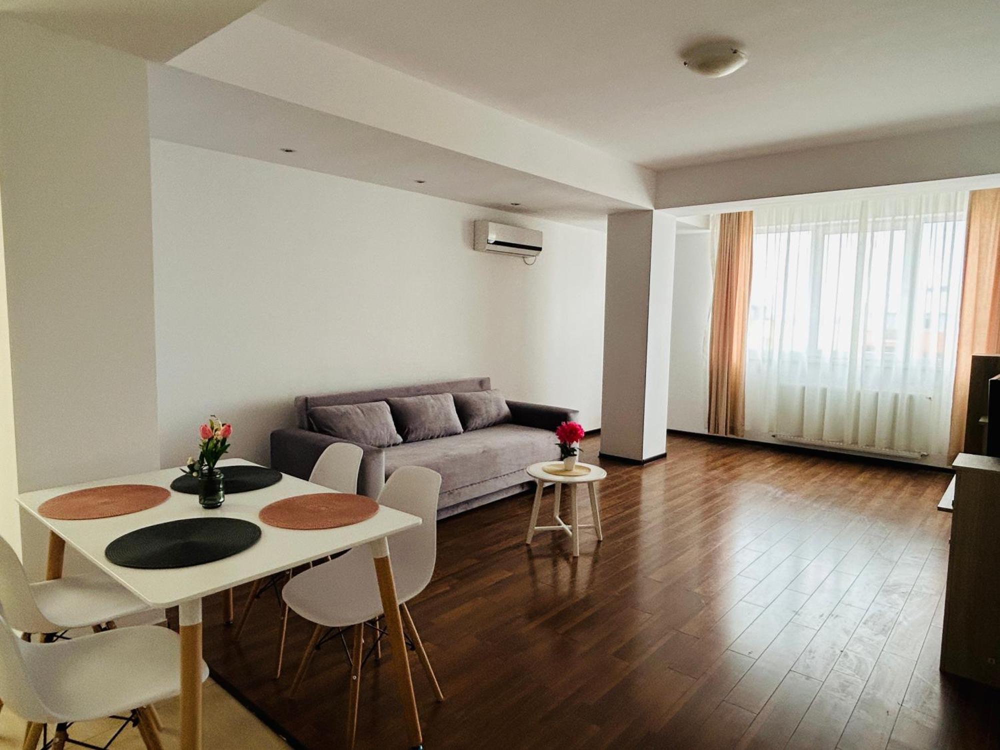 Catalina Summerland Apartaments Mamaia Nord Exterior foto